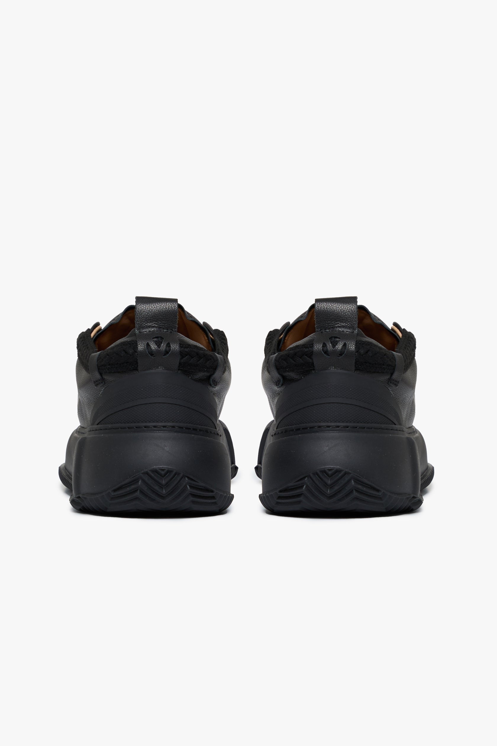 Valabasas "Vision" Leather Low Top Black