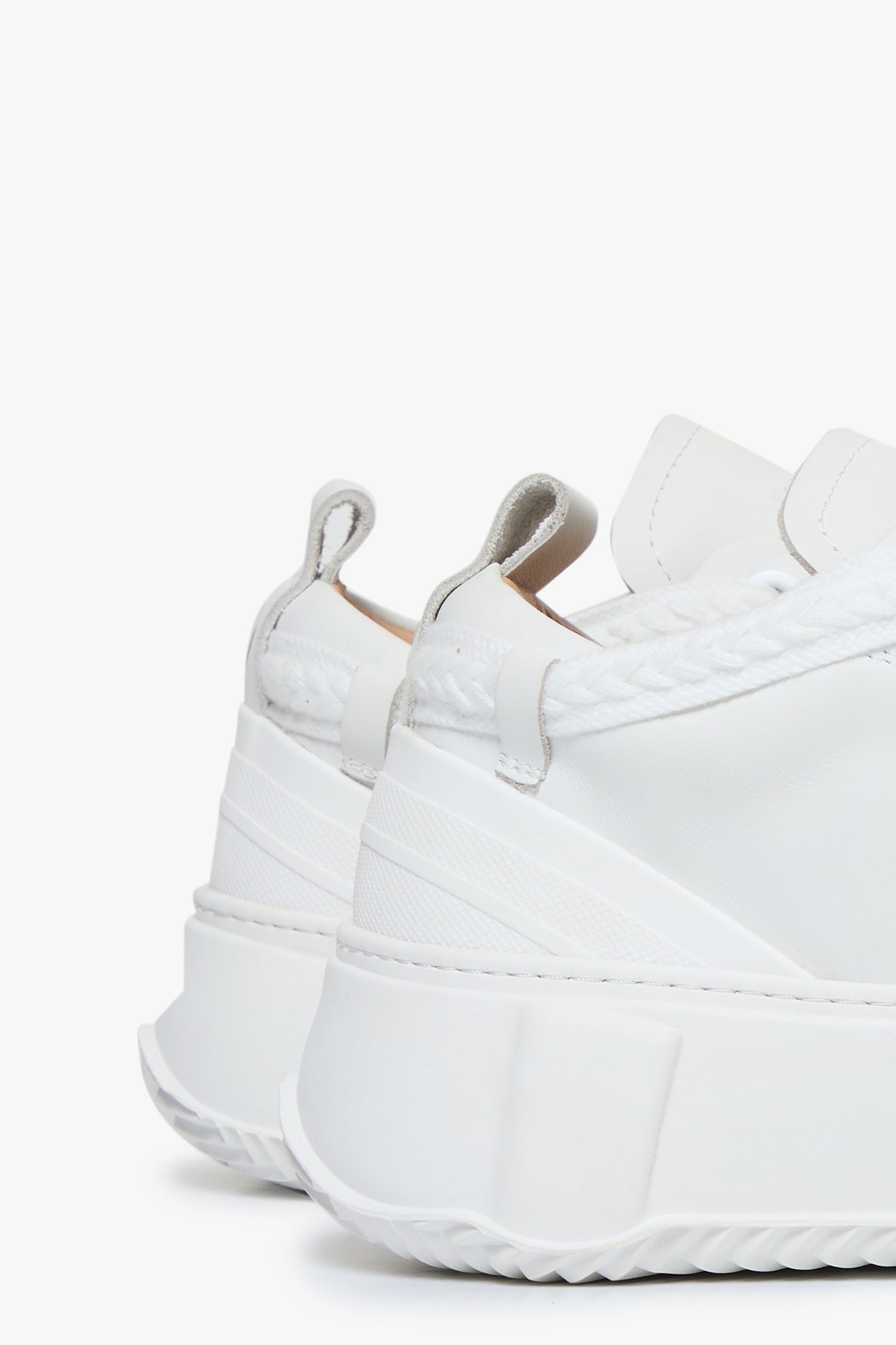 Valabasas "Vision" Leather Low Top White