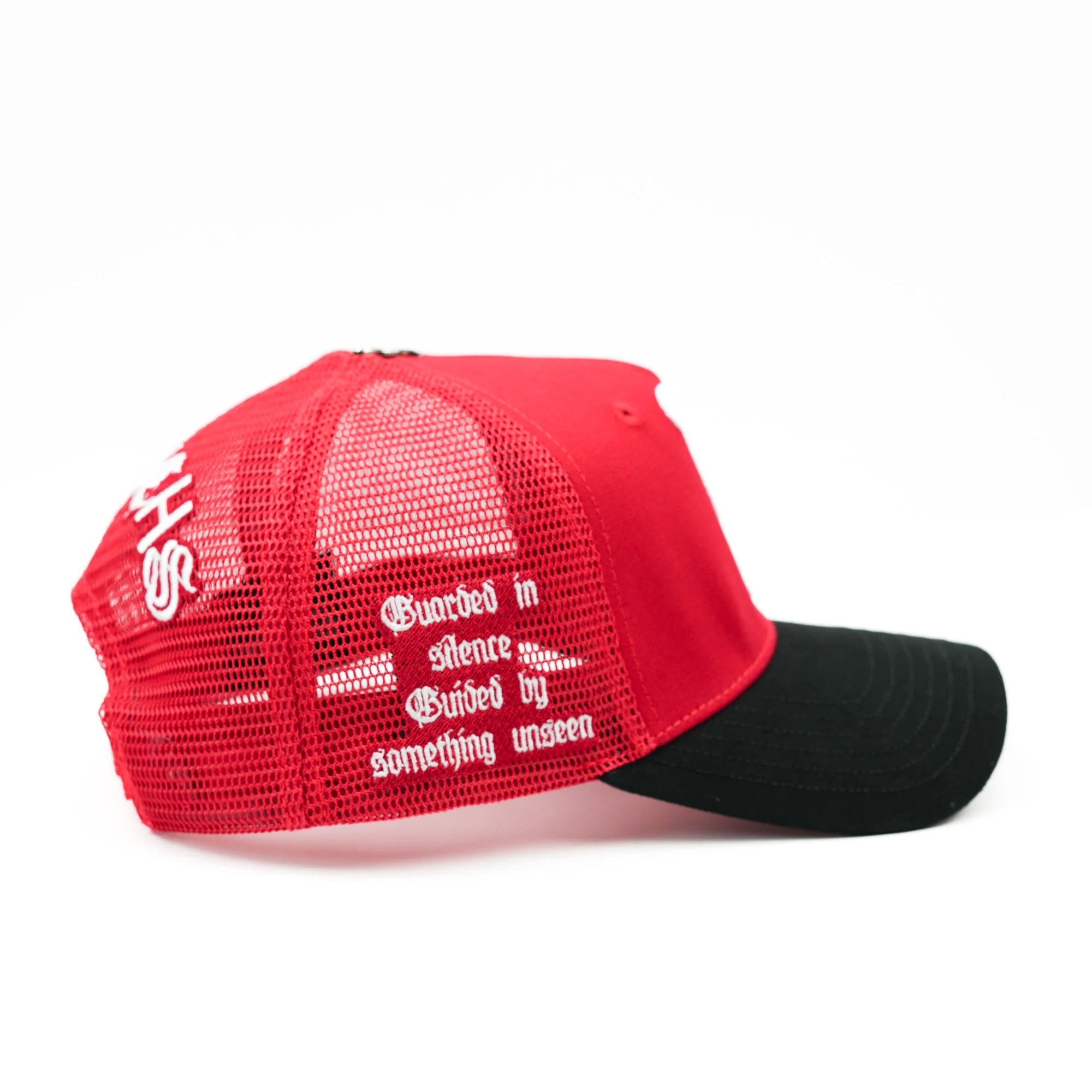 Trnchs Hat Red