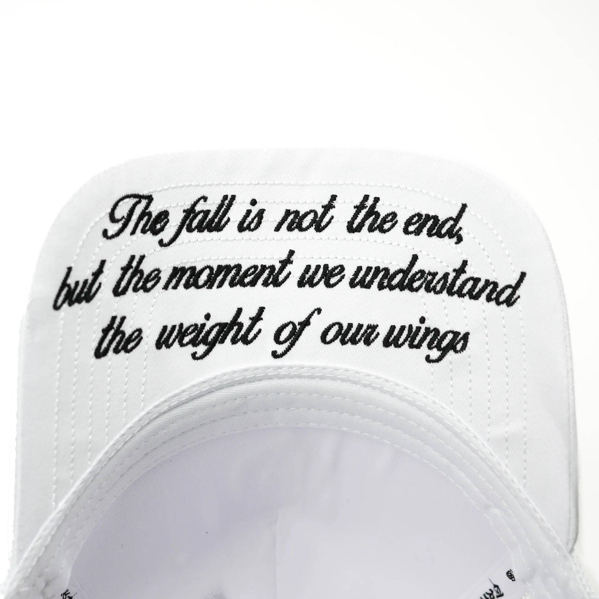 Trnchs Hat White