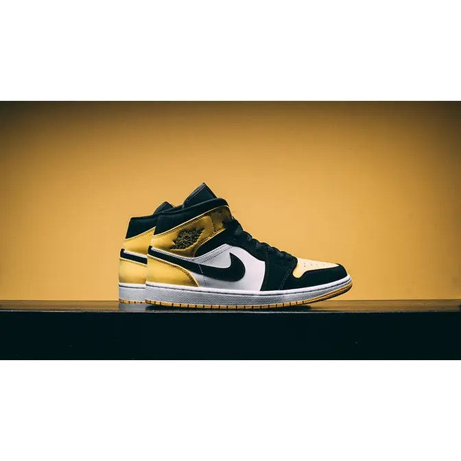 Air Jordan 1 Mid SE Yellow Toe